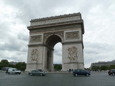 Piisqiu'il faut bien faire la preuve qu'on est  Paris : Arc de triomphe de l'toile