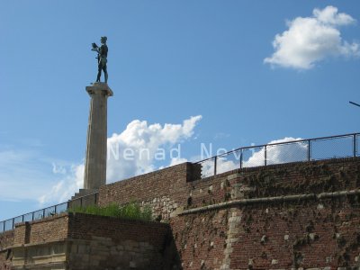 Victor monument.