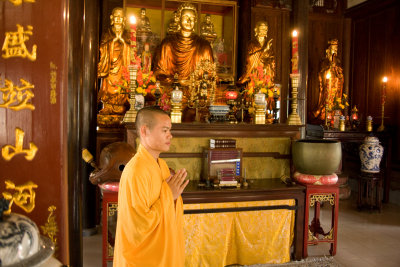  Prayer ceremony at Ba Mat pagoda