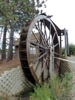 Larsen Apple Barn