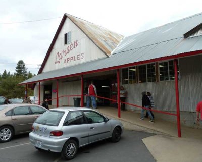 Larsen Apple Barn