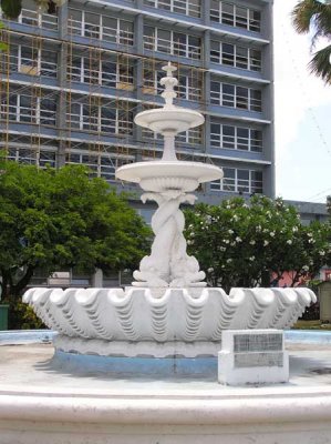 Three Dolphin Fountain