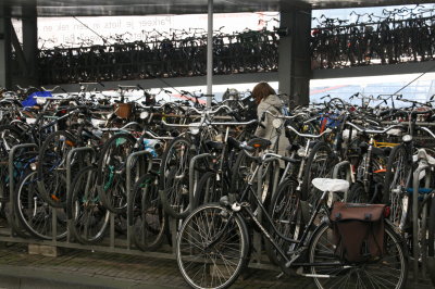 Amsterdam 2008- Parking bicycles