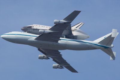 Shuttle Endeavor atop a 747