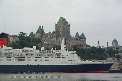  Last visit at Quebec - Queen Elizabeth 2 &Chteau Frontenac