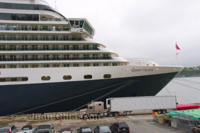 Queen Victoria_ Southampton ( First visit  at Quebec)  90,000 Tonnes  964,5pi  (294 m) 2,014 passengers