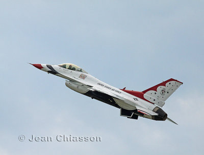 Thunderbirds F-16C United States Air Force    Spectacle Arien de Qubec  2010 ( Quebec Air Show  ) 2010