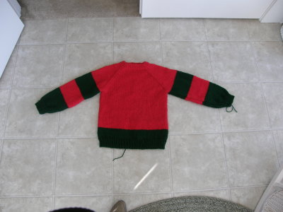 The sweater is finished.  Who wants it?.JPG