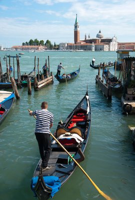 venicegondoliers2sk.jpg