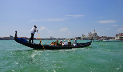 venicegondolas6sk.jpg
