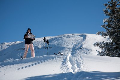 Studing the trail guide