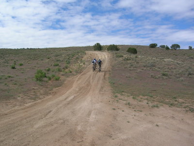 The steep, boring jeep trail ascent to Mack aka Collar Bone Hill
