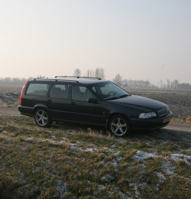 Volvo V70 2.5