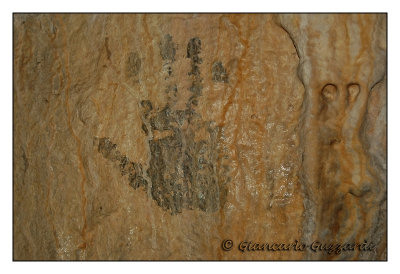 arte rupestre nella Valle dell'Orta - Grotta dei Callarelli