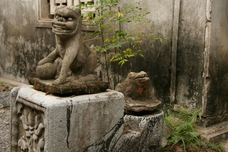 But Thap Pagoda
