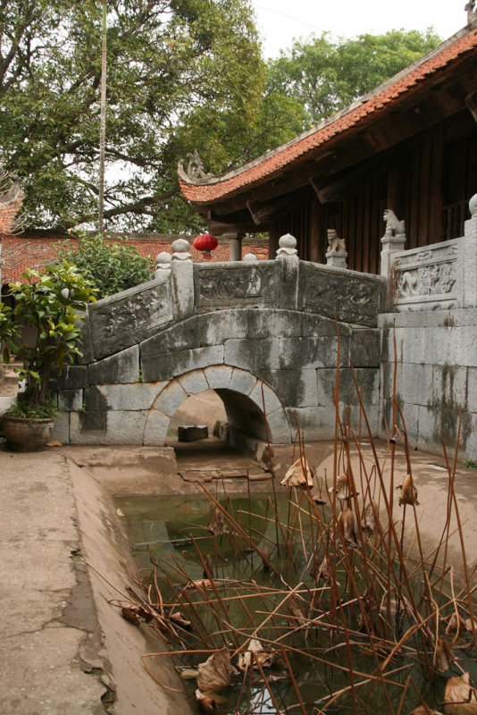 But Thap Pagoda