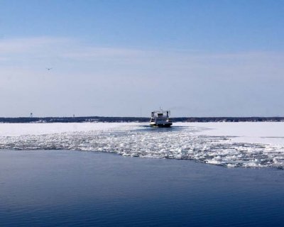AmherstFerry10R.jpg