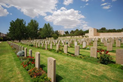 Jerusalem War Cemetery 1.JPG