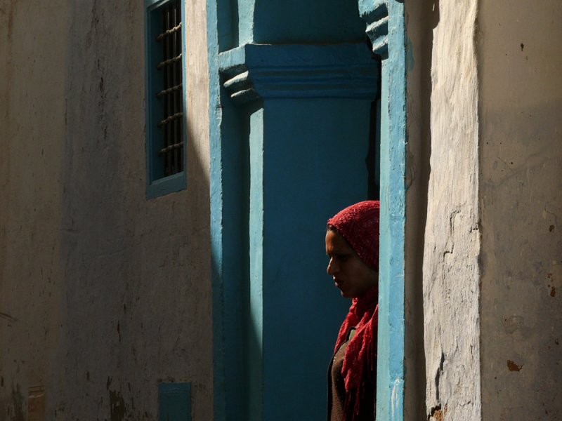 Observer, Kairouan, Tunisia, 2008