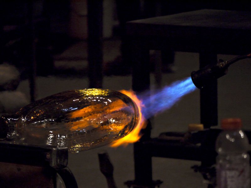 Hot glass, Museum of Glass, Tacoma, Washington, 2009