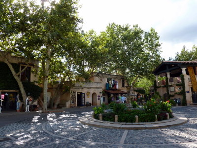 Tlaquepaque Shopping Area