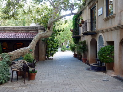 Tlaquepaque Shopping Area