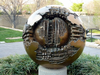 Hirshhorn Sculpure Garden