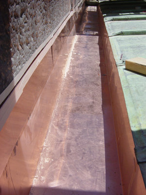 Australian Museum new copper box gutter without steps.JPG