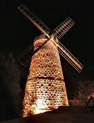 A windmill in Jerusalem.JPG