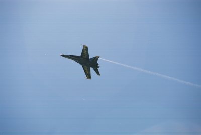 5906197-R4-044-20A.jpg