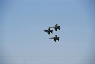 5906197-R4-072-34A.jpg