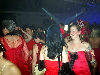 Red Dress PDX 2009-56.JPG