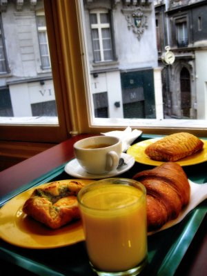 Breakfast in Avignon...
