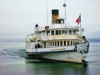 It's time to take the boat to go back home...enough of rain!