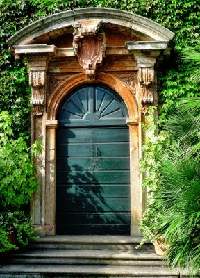 The intriguing door leading to a palace but will they let us in?