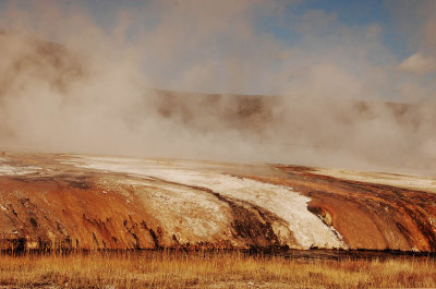  Cliff Geyser