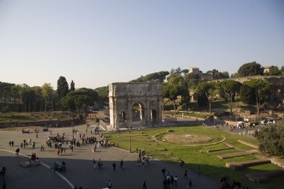arch of constantine from the colosseum