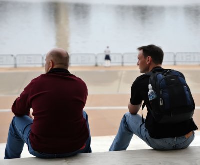 kevin and wes at the jefferson memorial