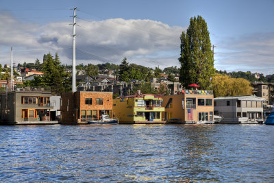 floating houses on lake union