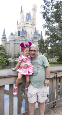 lexi and mike at the magic kingdom