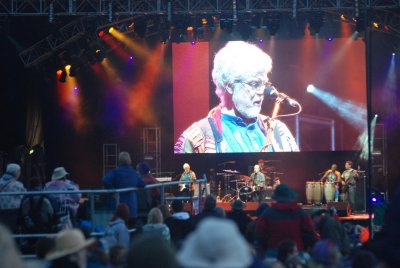 CR040_Friday_little feat.jpg