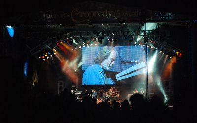 CR047_Friday_little feat_The Weight.jpg