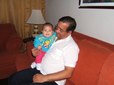 Adoro o colinho do Papai