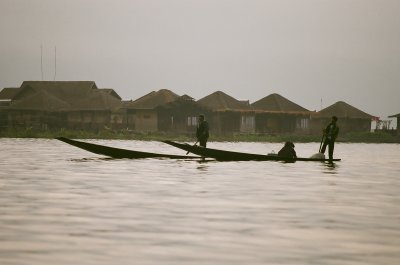 107 Inle Lake fishermen.jpg