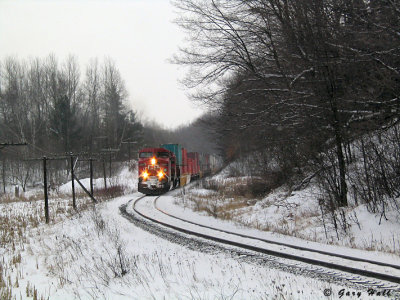 Train at Mount Hope Road_03-12-30_0.JPG