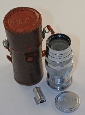 Lens with Case, Cap and Finder
