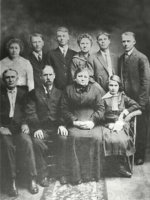 Lawrence Dow Bullard & Family 1915