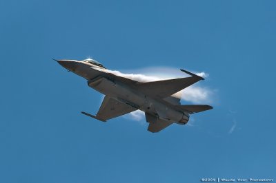 F-16 Falcon