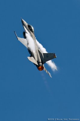 F-16 Falcon
