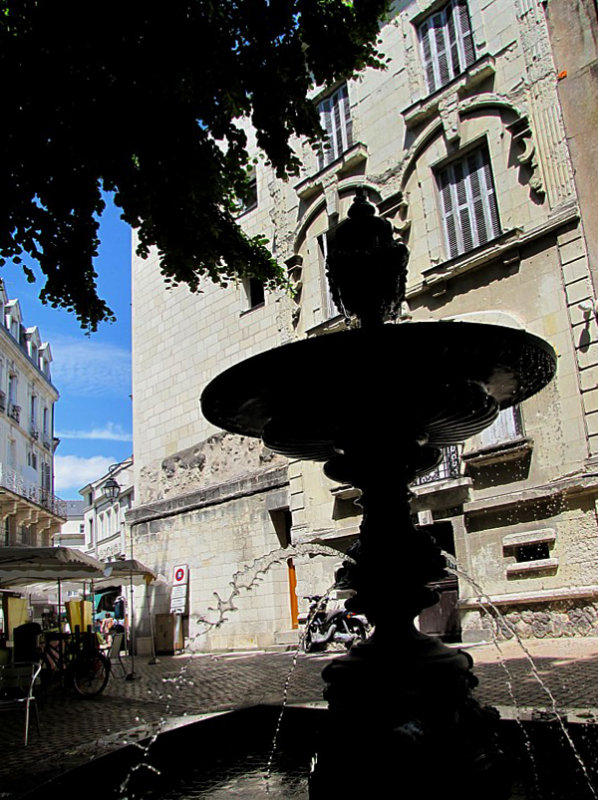 la fontaine  l'ombre